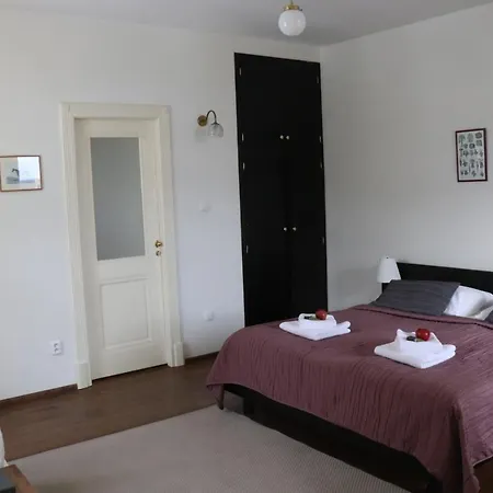 Elektra Guest house